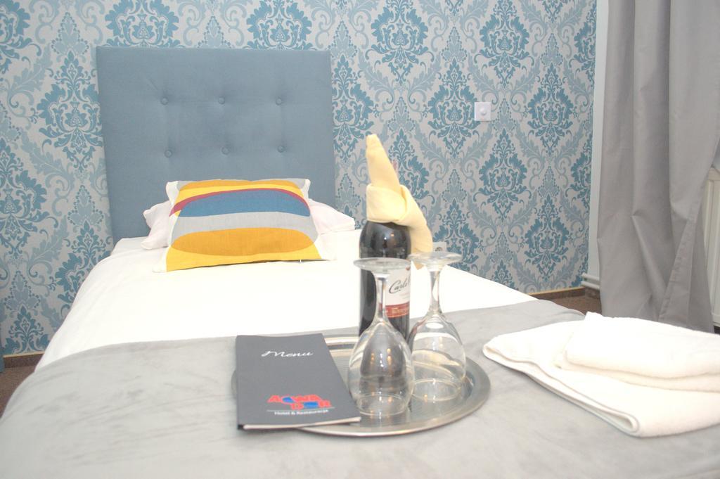 Acwador Hotel Pleszew Eksteriør billede